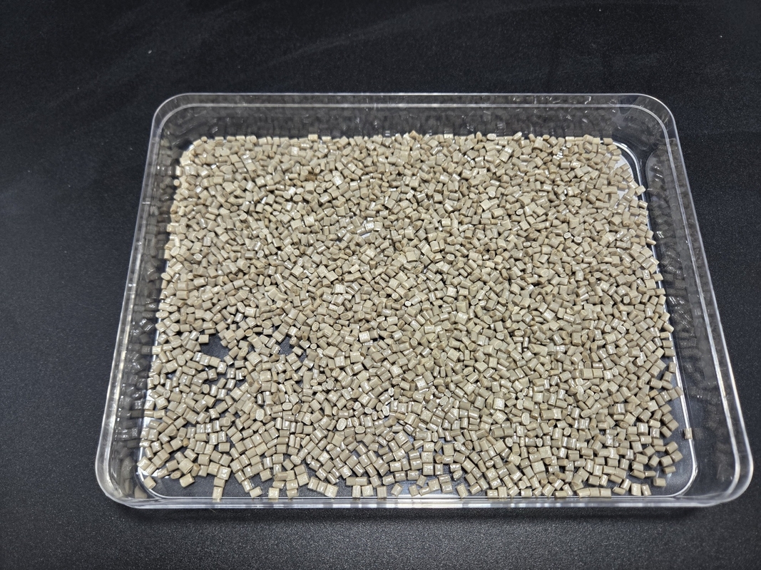 Chống mòn PEEK pellets màu tự nhiên ủi thấp cho bánh răng và vòng bi